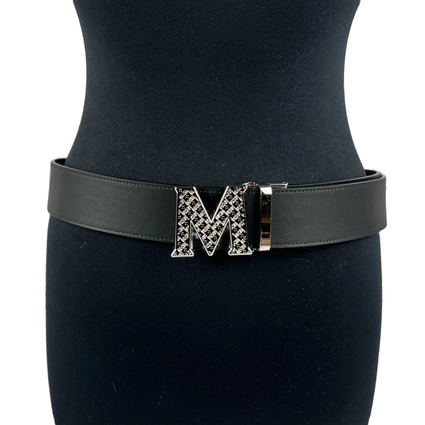 MCM Mens Claus Silver Textured M Buckle Black Leather Reversible Belt | Positivo Clothing