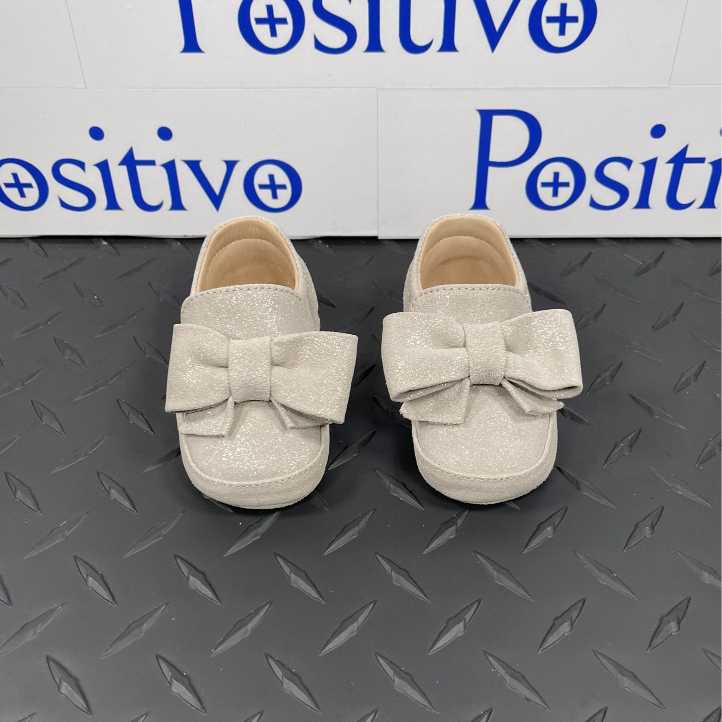 Buscemi 40MM Baby Bow Gleam Grey Sneakers | Positivo Clothing