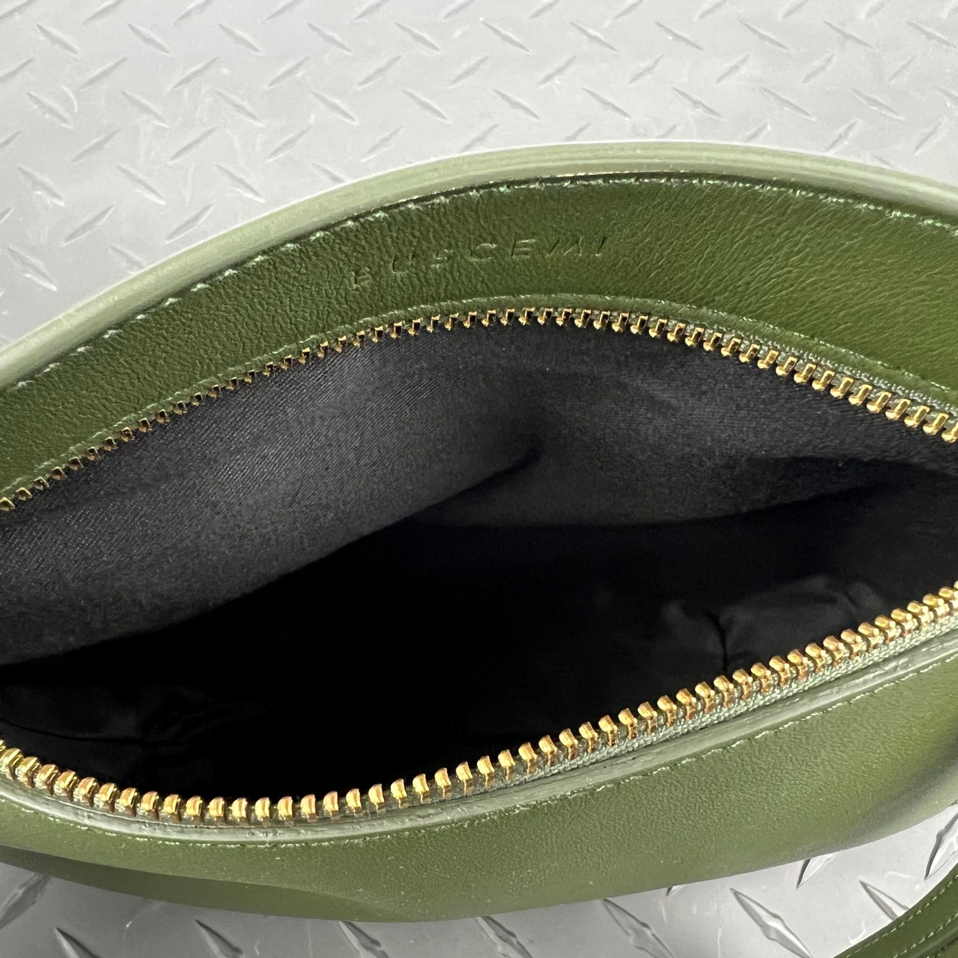 Buscemi Pouch Woman Militare Leather Clutch Bag | Positivo Clothing