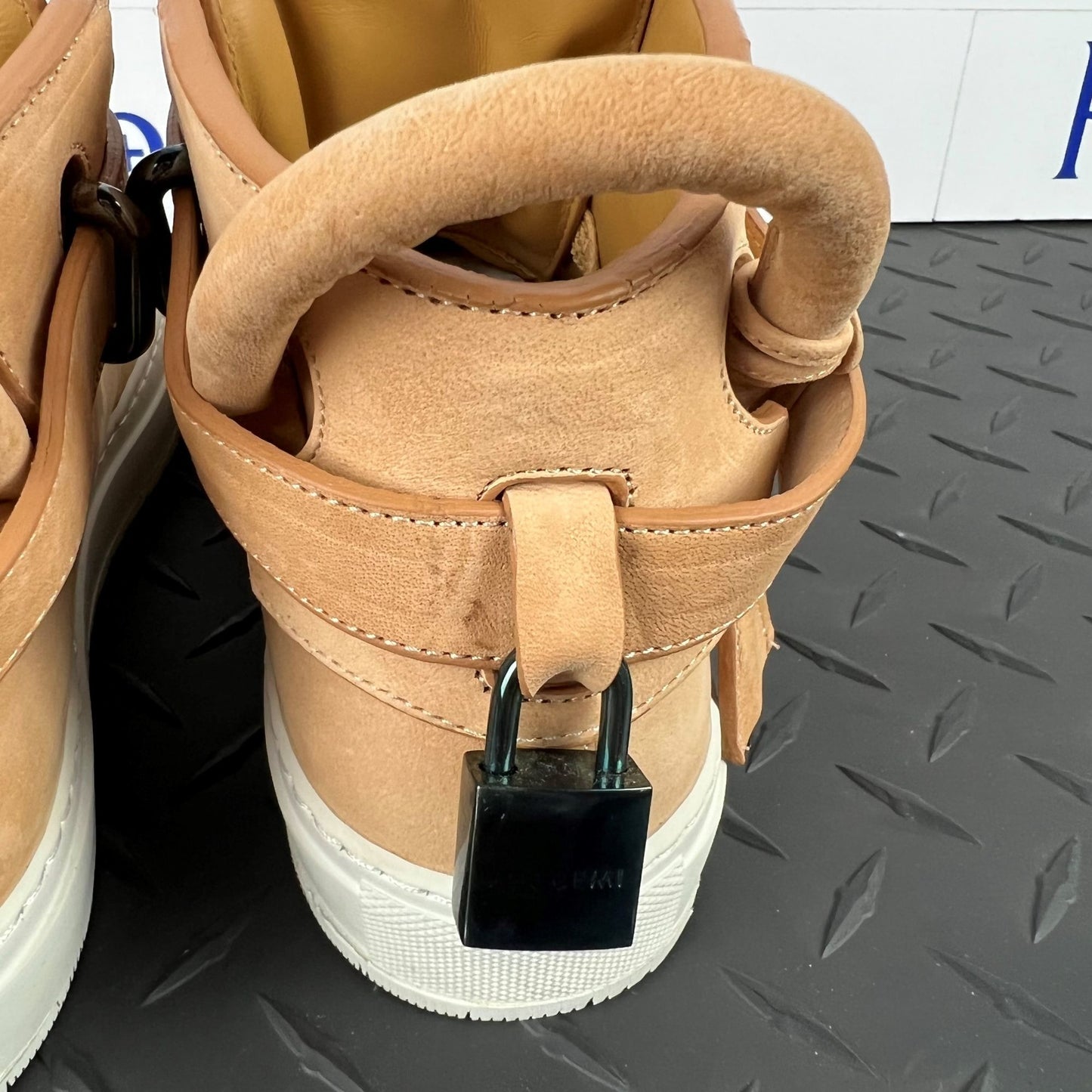 Buscemi Mens 100MM Vegtan/Avorio Leather Sneakers | Positivo Clothing