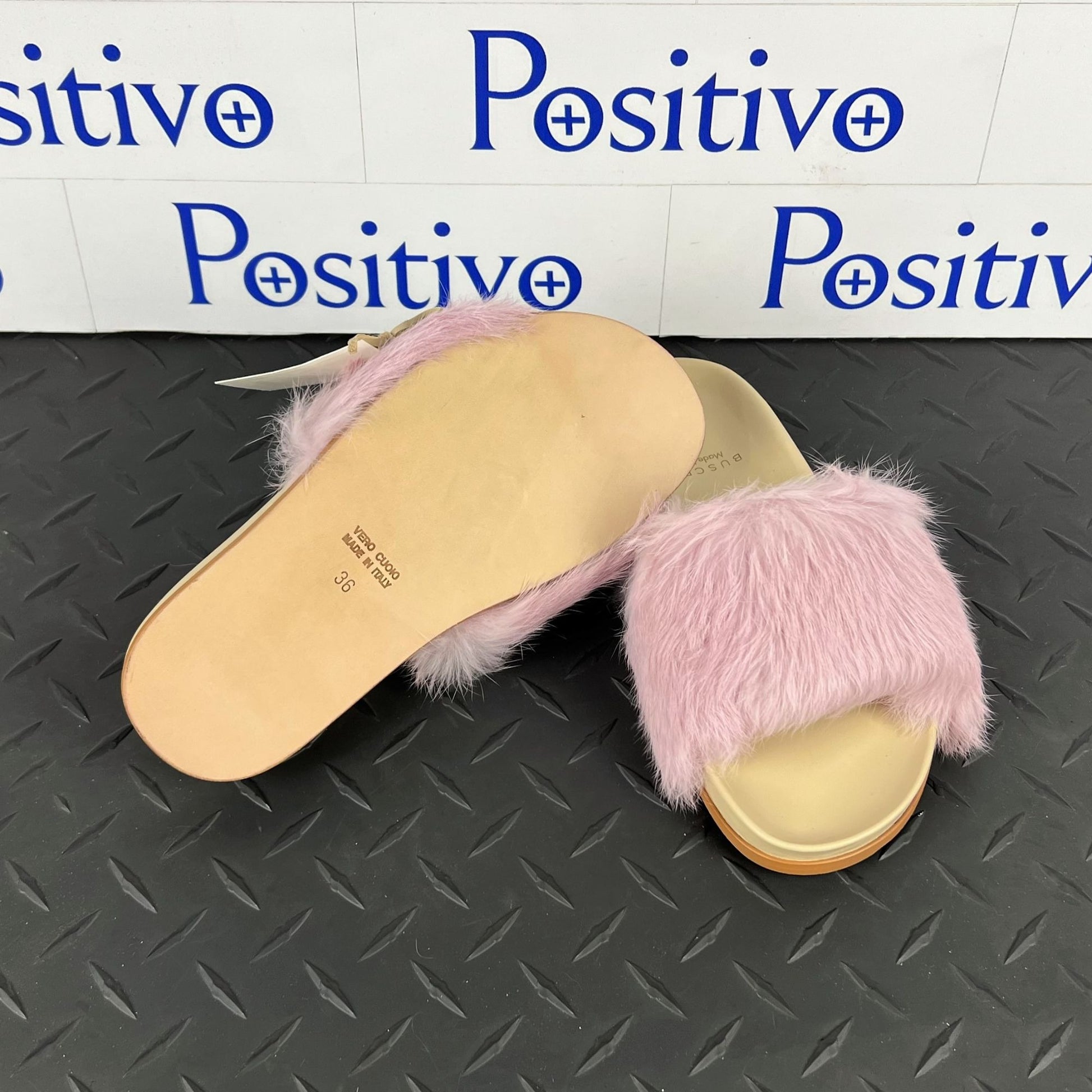 Buscemi Womens Slide Fur Clot Pink Leather Slippers | Positivo Clothing