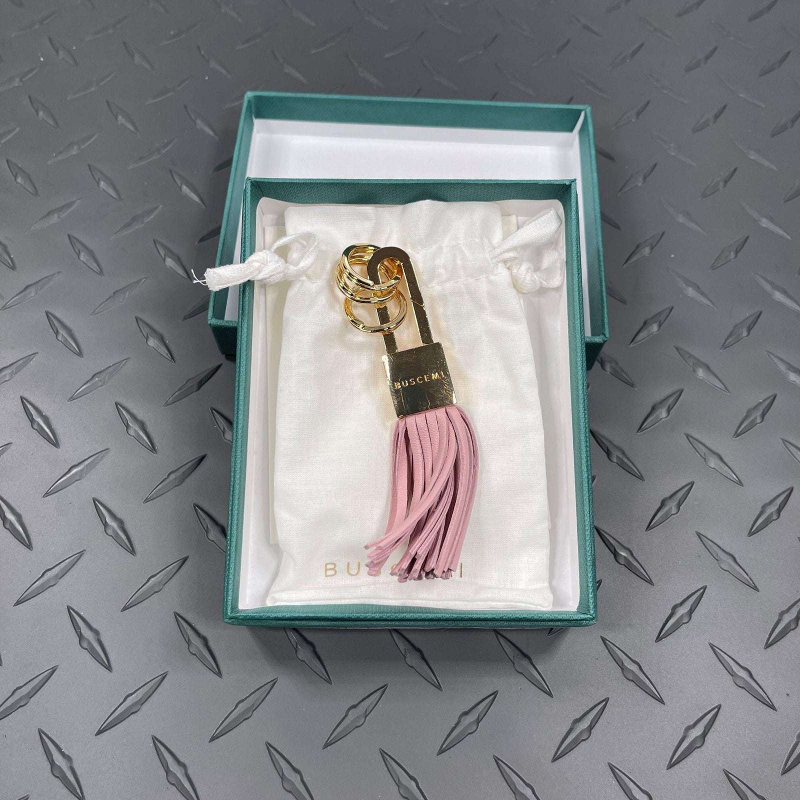 Buscemi orders Lock Keyholder Oceano Leather