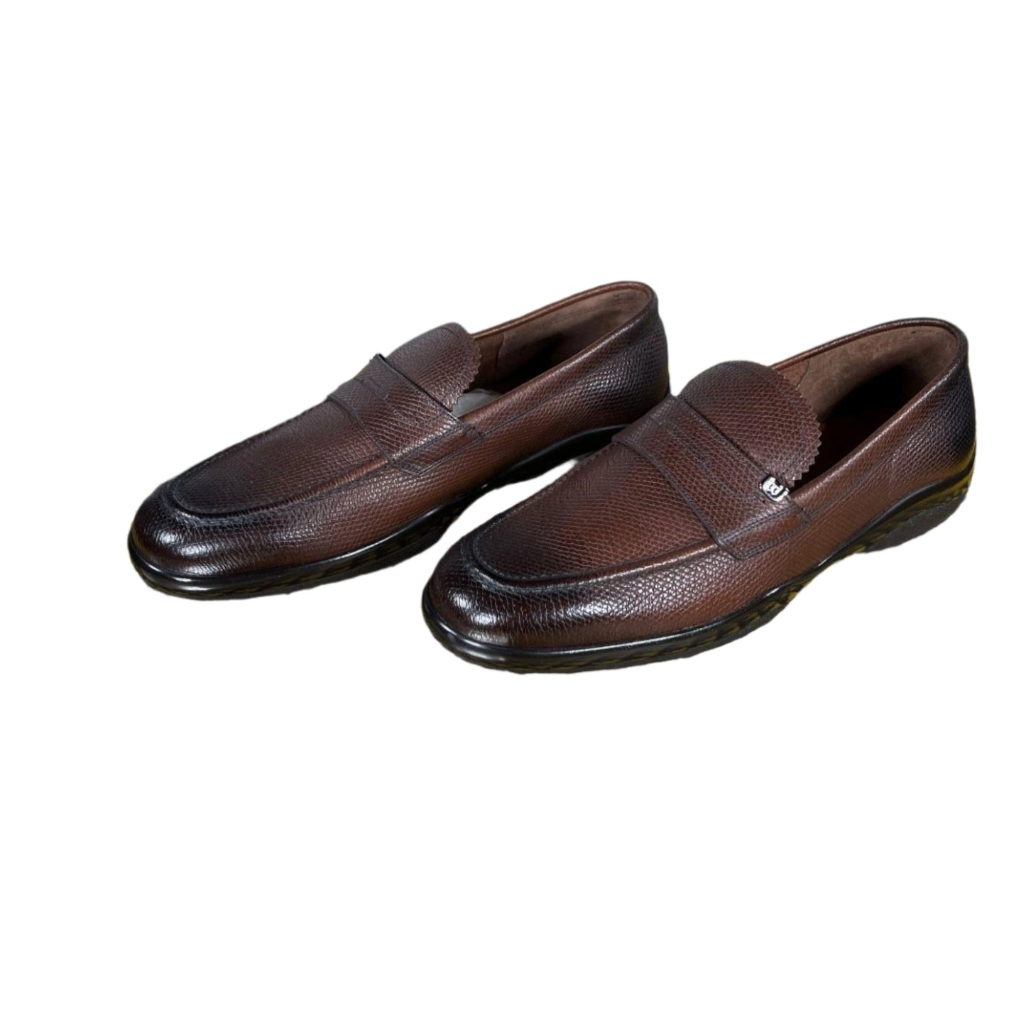 Bally Midwest Coconut Grained Leather Loafers | Positivo CLothing