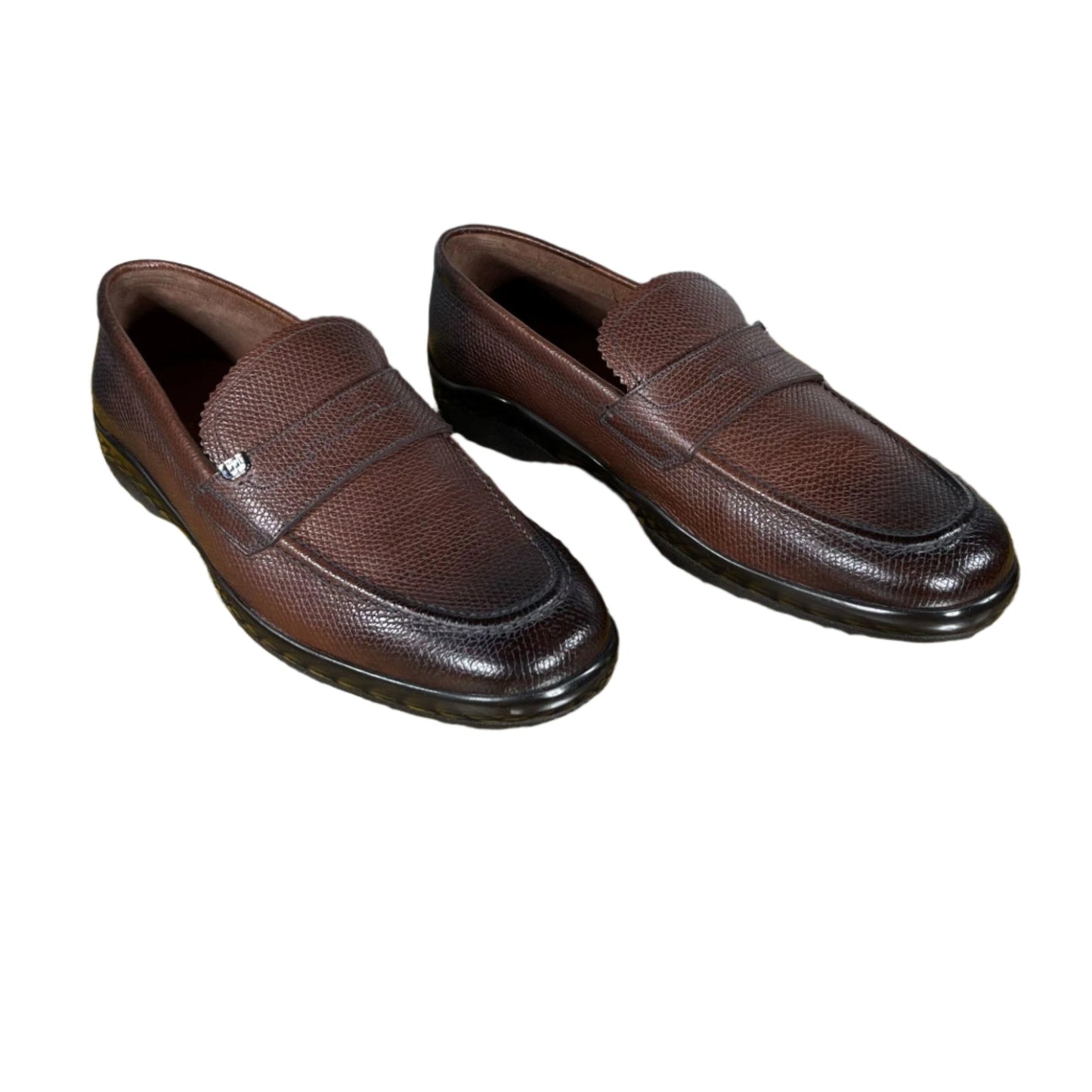 Bally Midwest Coconut Grained Leather Loafers | Positivo CLothing