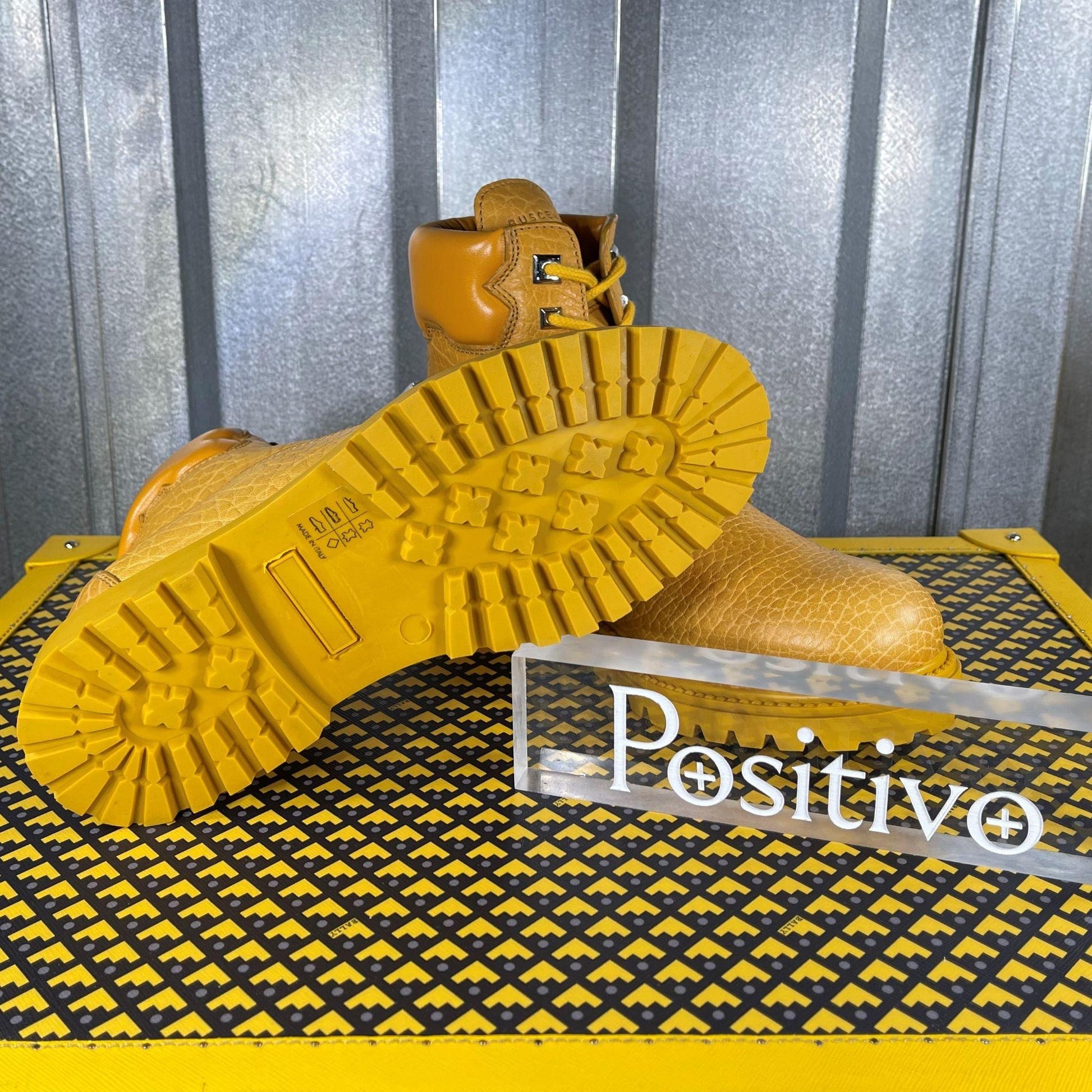 Buscemi Site Boot Yellow Leather Boots | Positivo Clothing 